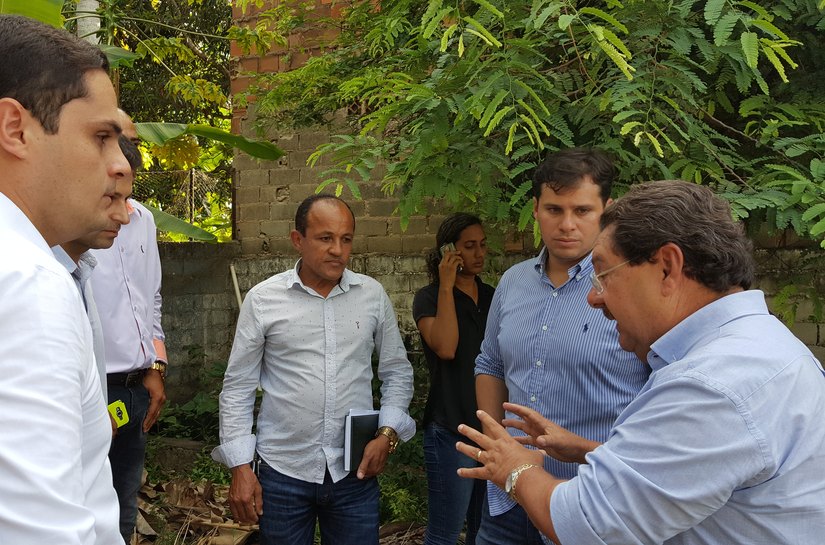 Marechal e Estado realizam visita na Estação de Tratamento de Esgoto