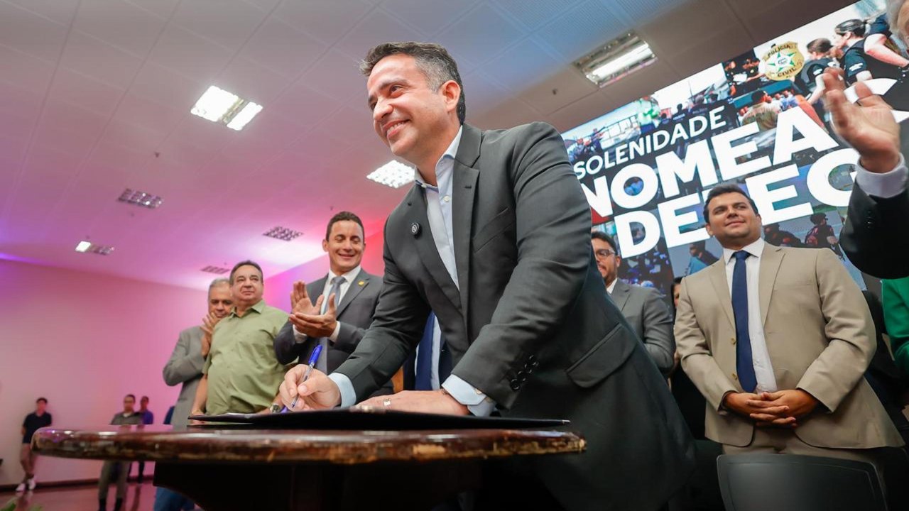 Paulo Dantas nomeia 50 novos delegados de Polícia Civil para reforçar segurança pública