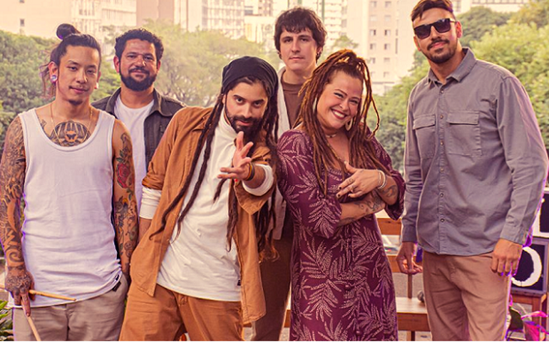Bloco do Caos promove EP em tour pela Europa
