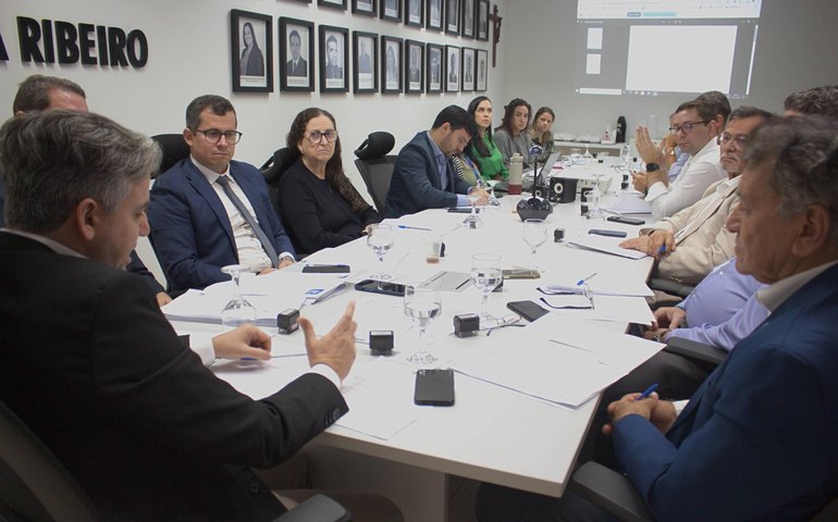 Juceal consolida trabalho de fiscalização de leilões e delibera sobre processos de recadastramentos de leiloeiros