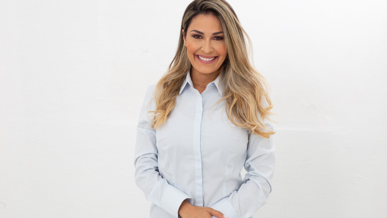 Prefeita Ângela Vanessa implementa mais políticas públicas para mulheres lajenses