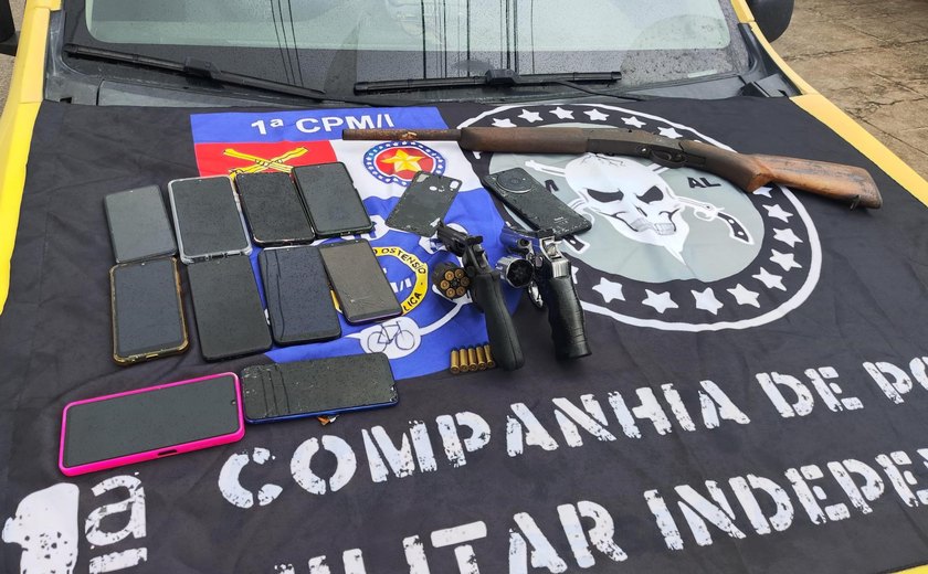 Polícia Militar cumpre mandado e apreende armas de fogo, munições e celulares em povoado de Arapiraca