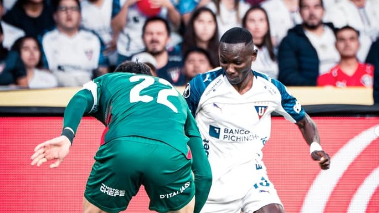 Palmeiras se acovarda, leva virada da LDU e avança nos pênaltis graças a Carlos Miguel