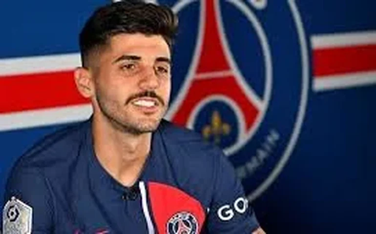 Beraldo é o único jogador do PSG com histórico positivo diante do Flamengo