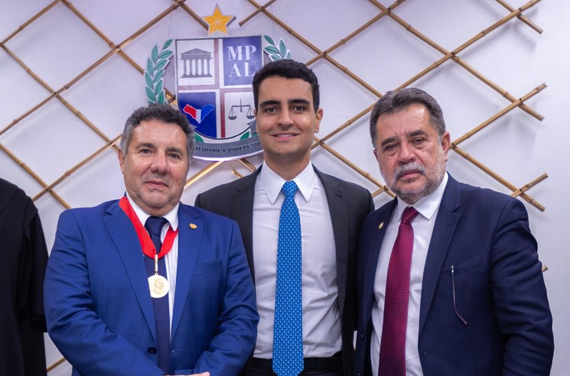 JHC participa da posse do novo procurador-geral de Justiça de Alagoas