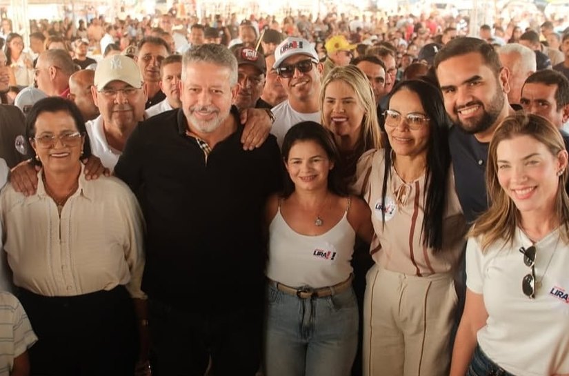 Piranhas promove grande manifestação de apoio a Arthur Lira e confirma ex-presidente da Câmara como candidato do Sertão ao Senado
