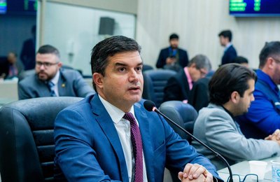 Rui Palmeira apresenta defesa das contas de 2019 e comprova cumprimento do investimento constitucional em educação