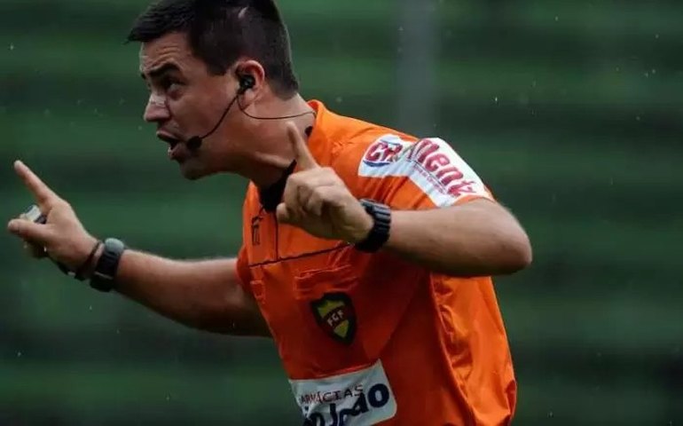 Árbitro gaúcho apita ASA x Jacuípense; paraibano será o juiz de Atlético-BA x Cruzeiro