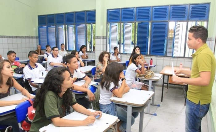 Estudantes de Alagoas estão sendo cadastrados em plataforma de empresa condenada pela CGU