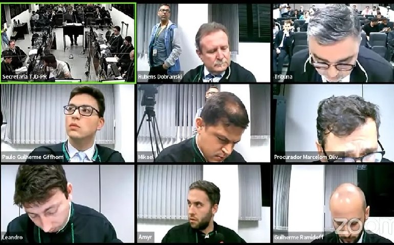 Palmeiras e clubes do Paraná protestam contra fala xenofóbica de auditor do TJD