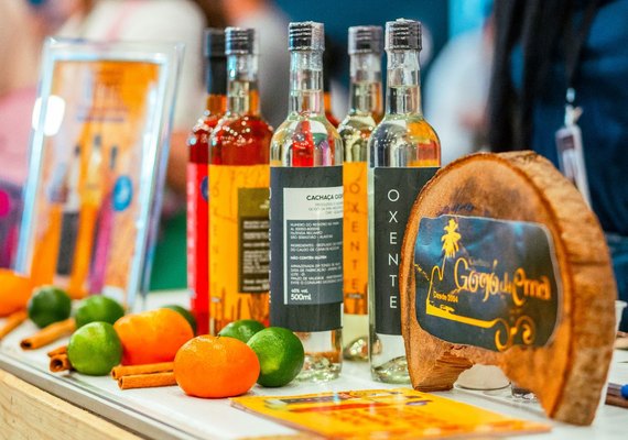 Com pratos típicos de boteco e drinks exclusivos, cardápio do I Festival da Cachaça é divulgado