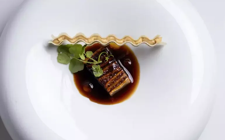 Cozinha 'oriundi' conquista 3 estrelas Michelin, feito inédito no Brasil