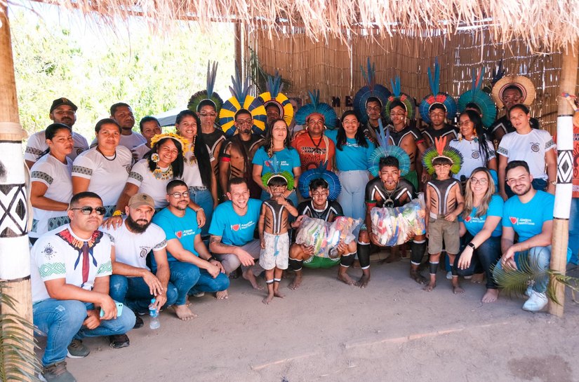 Alagoas Sem Fome doa alimentos, enxovais e material esportivo para aldeia indígena Kariri-xocó