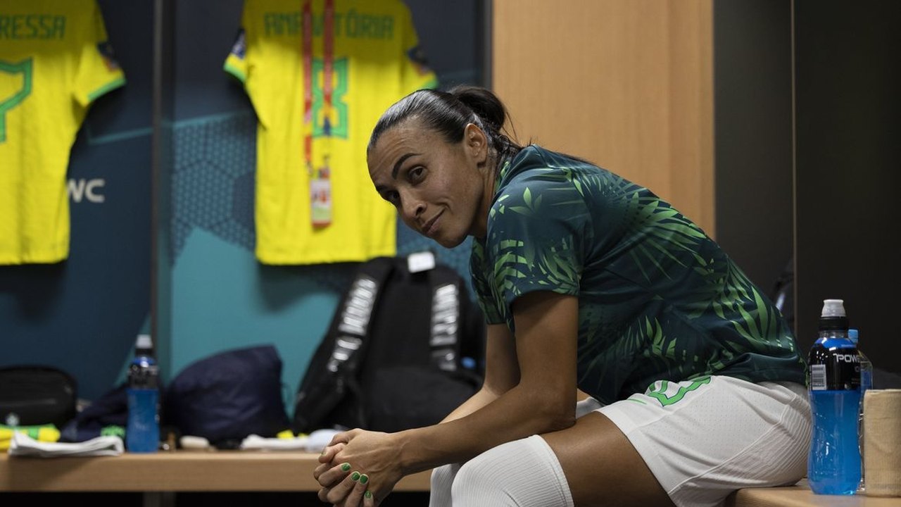 Marta passa em branco, seleção feminina é dominada e perde para o Japão em amistoso no Morumbi