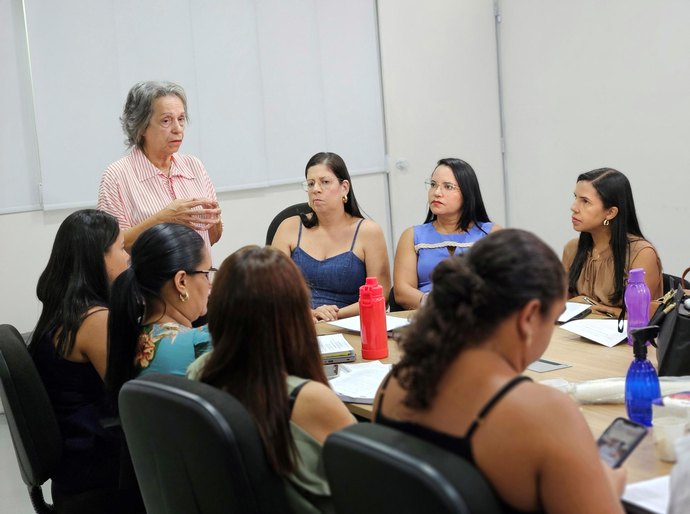 Seades realiza encontros tira-dúvidas com municípios sobre reordenamento do Criança Feliz