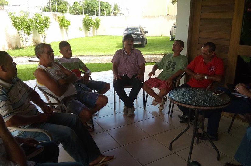 Prefeito Carlos Alberto se reúne com presidente da Colônia de Pescadores de Pilar