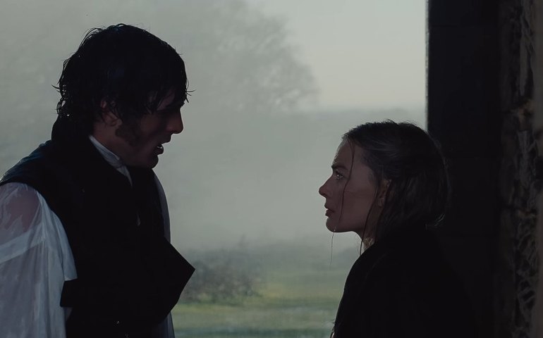 Adaptação de 'O Morro dos Ventos Uivantes' ganha primeiro trailer