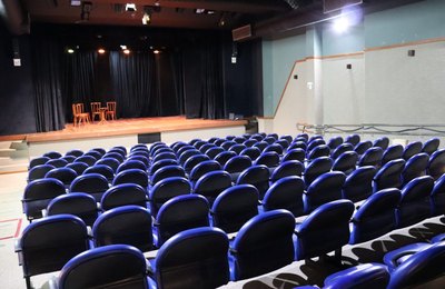 Teatro Jofre Soares recebe espetáculo “Bem Me Quero”