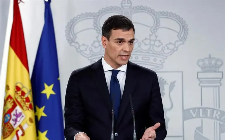 Premier espanhol apela à União Europeia para reconsiderar tarifas sobre veículos elétricos chineses