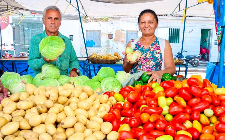 Feira Livre de Pão de Açúcar passa por reordenamento e reforça tradição, sabores e cultura no sertão alagoano