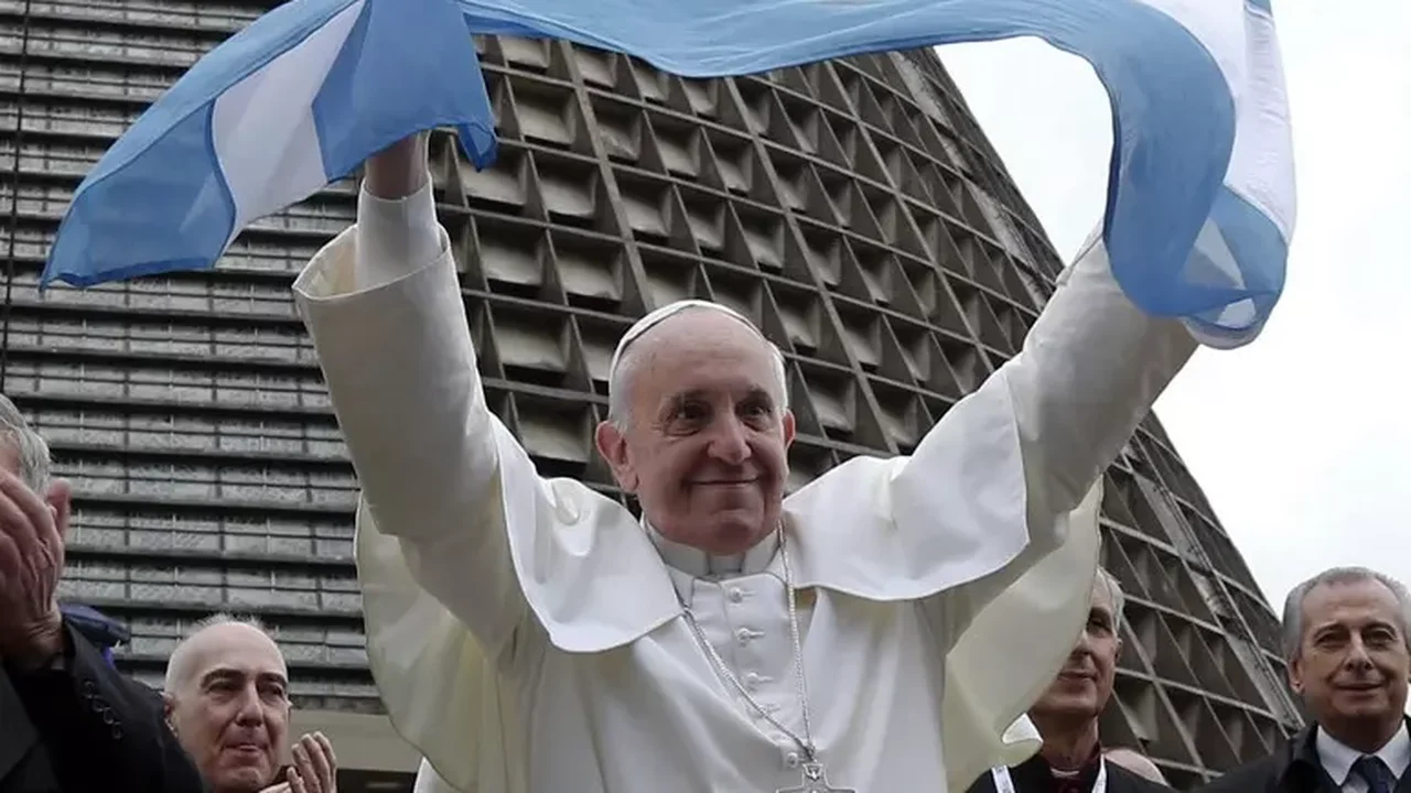 Livro com anotações pessoais do papa Francisco ao longo de 30 anos será lançado em novembro