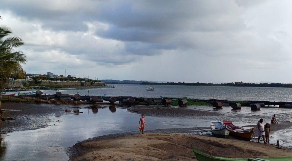 agua em ilha das flores 1 / Foto: Foto: CUT