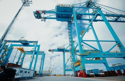 Primeiro terminal de contêineres 100% eletrificado da América Latina é inaugurado no Porto de Suape