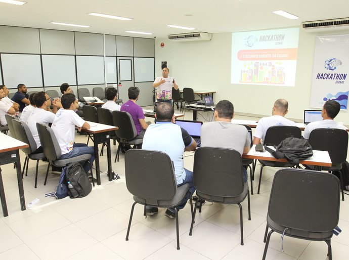 Hackaton estimula criação de soluções tecnológicas para problemas de Maceió