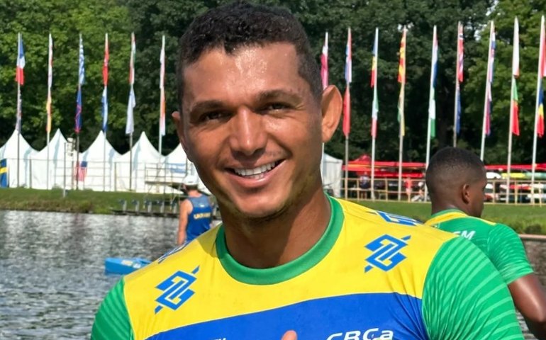 Isaquias Queiroz e mais quatro atletas brasileiros avançam às semifinais do Mundial de Canoagem