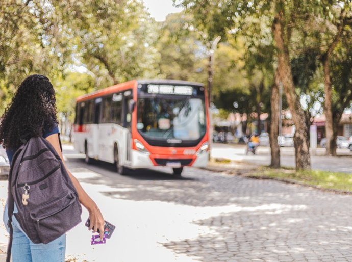 Passe Livre Estudantil assegura inclusão e permanência escolar em Maceió