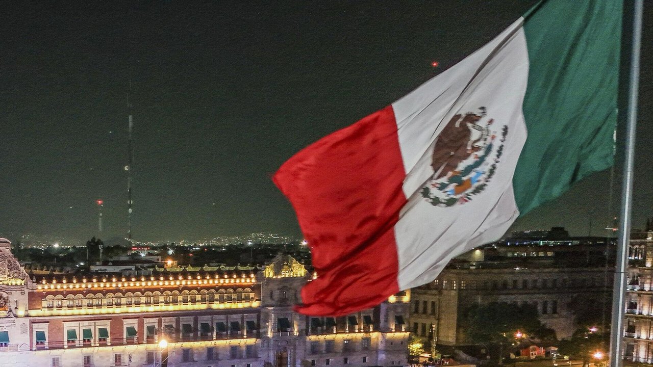 México agirá com 'sangue frio' contra ataques comerciais dos EUA, diz secretário