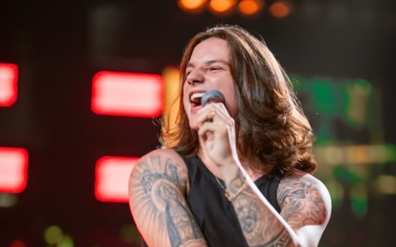 Cantor celebra intercâmbio cultural em festival na Rússia