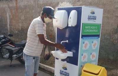 Prefeitura de Olho D'Água Grande instala lavatórios em espaços públicos