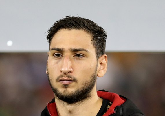 Melhor jogador da Eurocopa, Donnarumma é oficializado pelo PSG