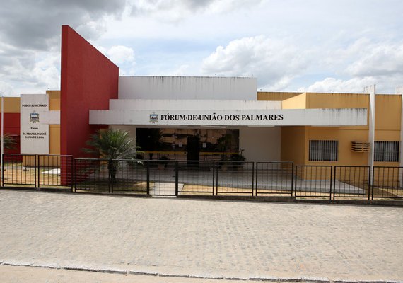 Acusados de matar homem e estuprar esposa vão júri em União dos Palmares