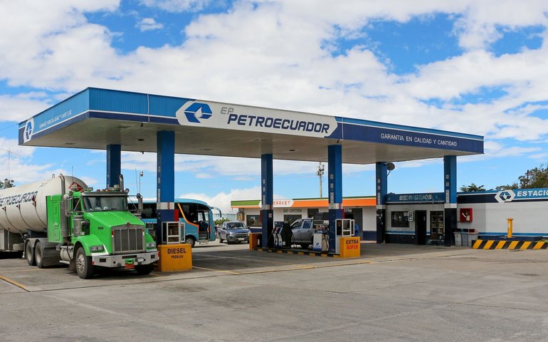 Por que o Equador enfrenta crise energética apesar de possuir amplas reservas de hidrocarbonetos?