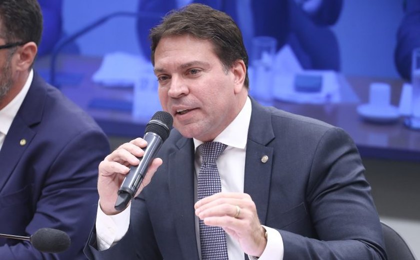 Comissão aprova proposta para classificar organização criminosa armada como crime hediondo