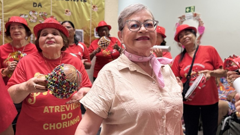 Tarde de chorinho reúne gerações e celebra a vida na Cidade da Pessoa Idosa