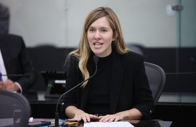 Cibele Moura alerta para julgamento no TJ que pode prejudicar 158 alunos da Uncisal