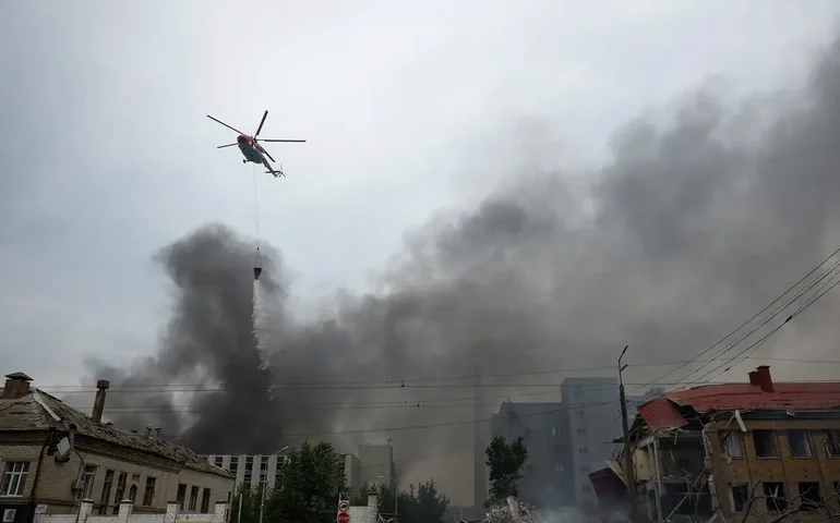 Rússia realiza maior ataque aéreo contra a Ucrânia desde o início da guerra