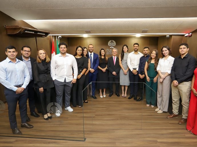 TJAL empossa 15 técnicos judiciários aprovados em concurso