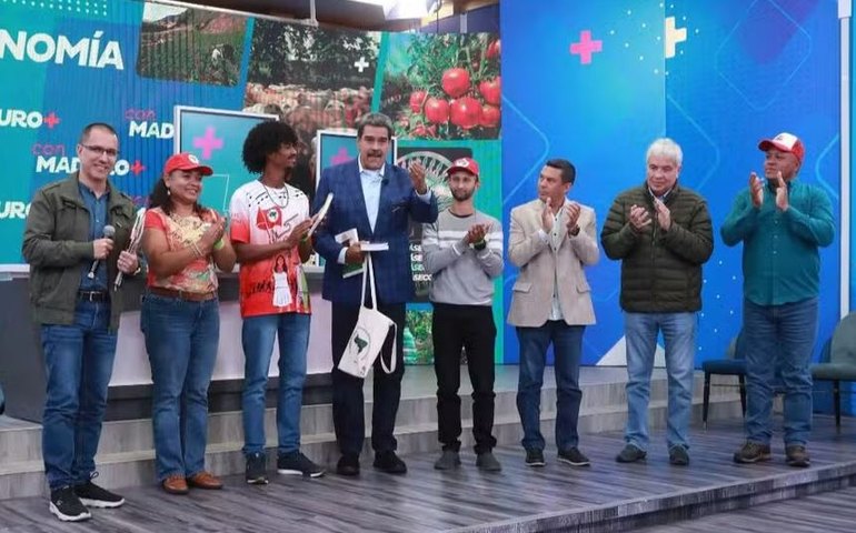 Venezuela anuncia parceria com MST para produção agrícola e envia indireta ao governo Lula