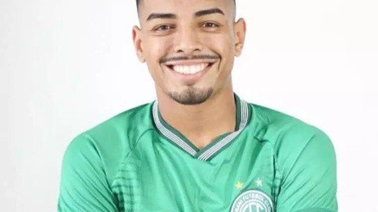 Na mira do Santos, lateral Bidu renova contrato com o Guarani