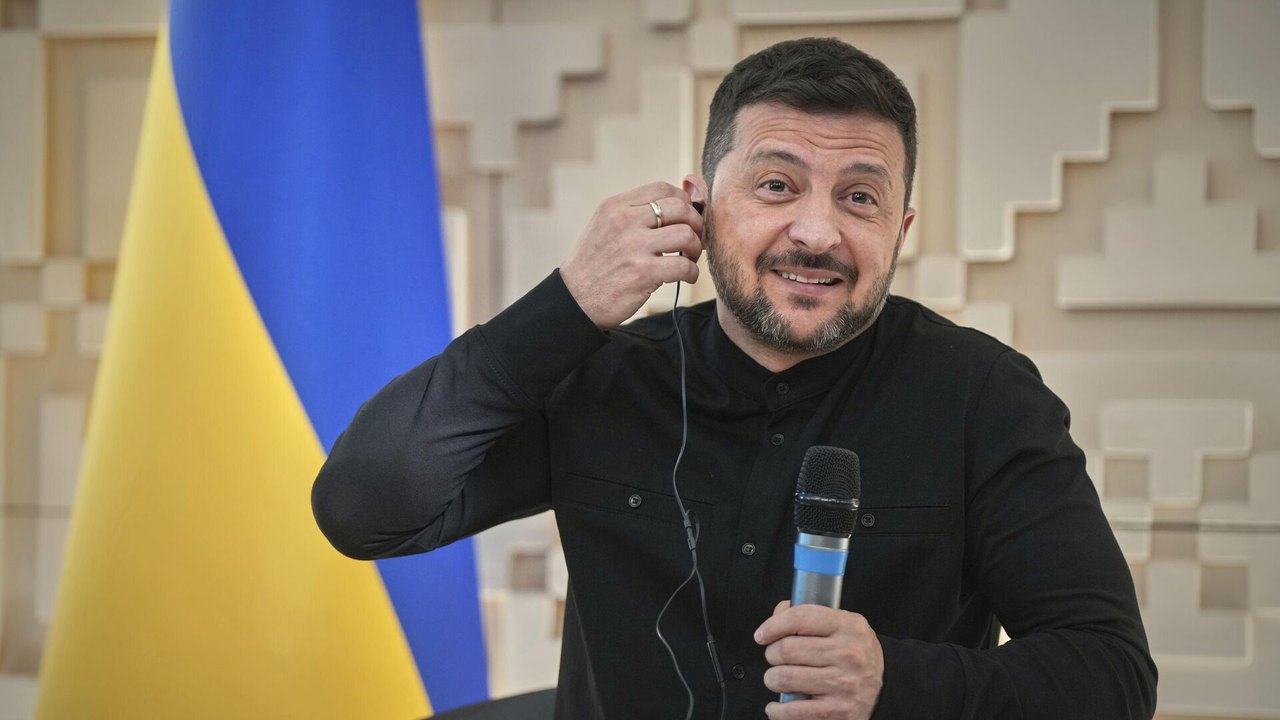 União Europeia continua a apoiar a 'figura espúria' de Zelensky, diz especialista