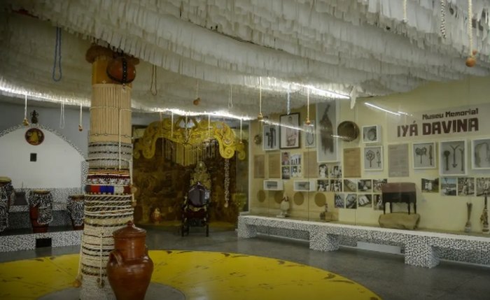 Essa violência também ocorre no ambiente digital