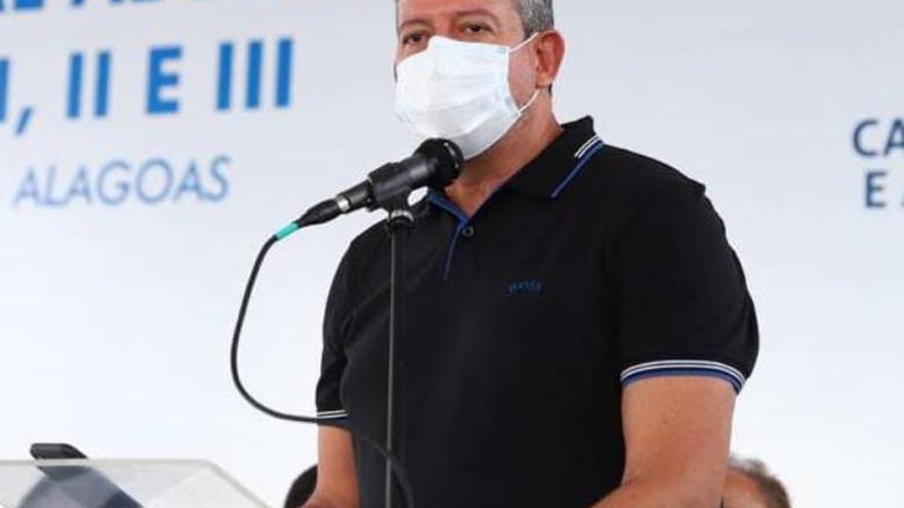 Artur Lira trabalha para fortalecer chapa do PP e União Brasil