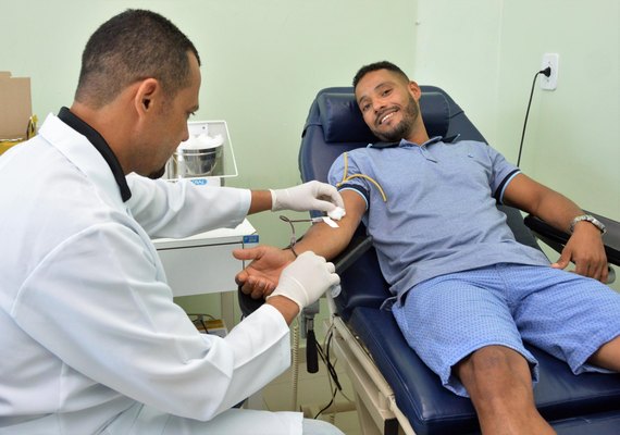 Feriadão da Consciência Negra: Hemoal com escala especial para doação de sangue