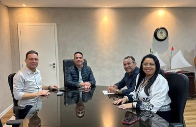 Prefeito Didi, de Tanque d’Arca, participa de reunião no Palácio do Governo e garante avanços para o município