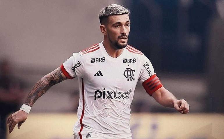 Palmeiras e Flamengo empatam sem gols em duelo com muitos cartões e pouco futebol