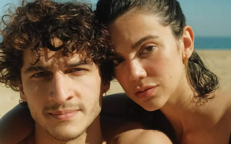 Nasce a primeira filha da cantora Manu Gavassi e do modelo Jullio Reis